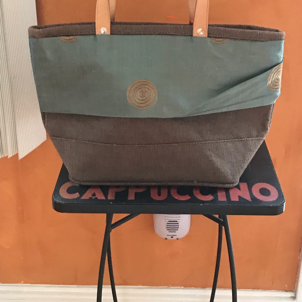 Handbag - Picture 3 of 4